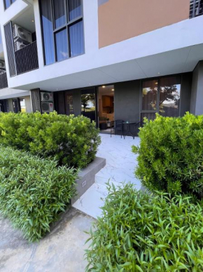 2 br Terrace Laguna, SkyPark